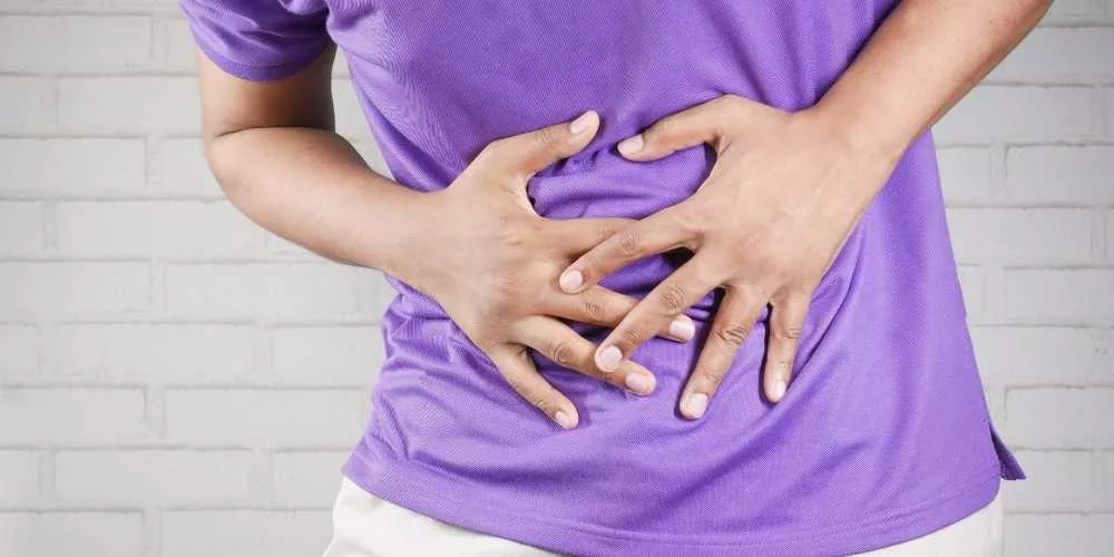 أدوية علاج عسر الهضم والانتفاخ بالأعشاب