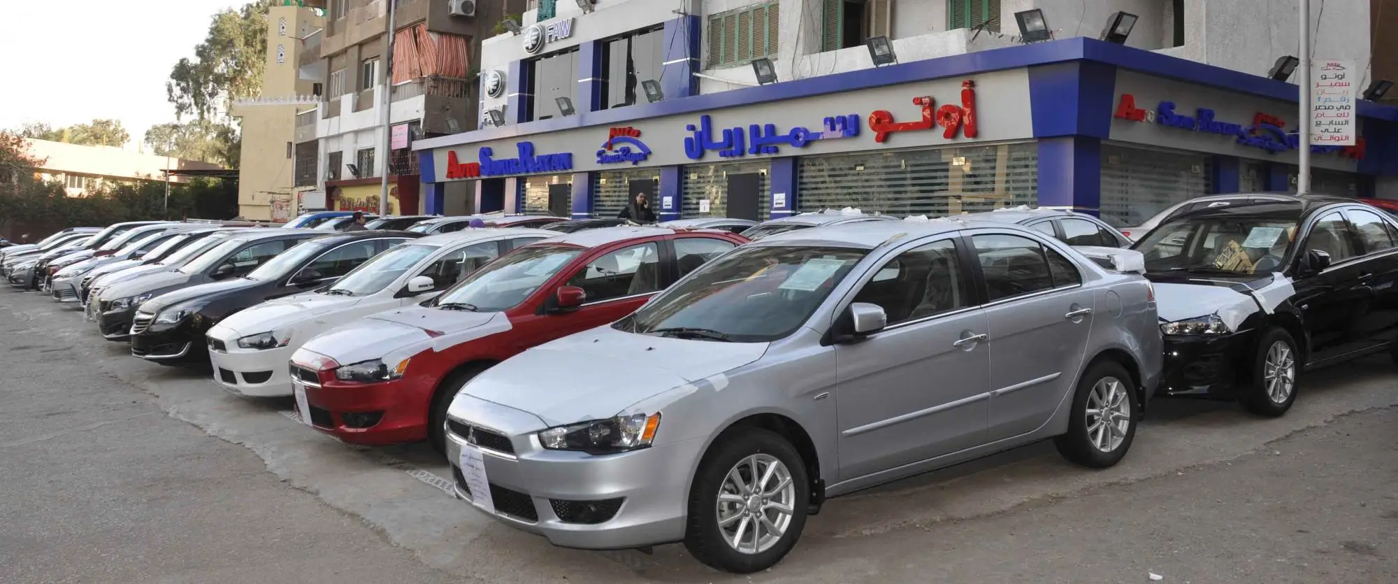 ما هي ارقام وعناوين معرض الريان للسيارات