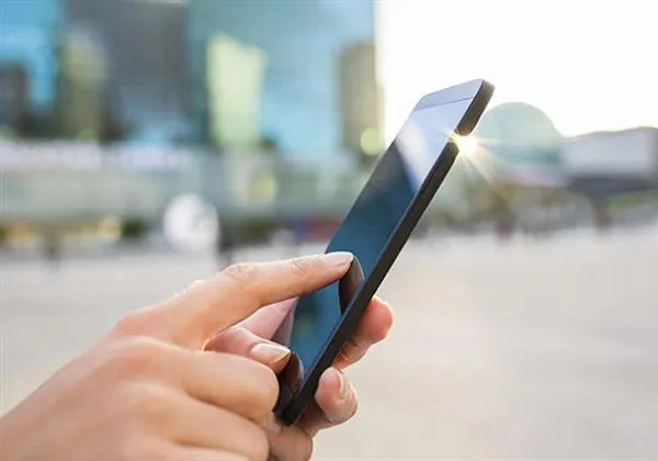 هل صوت الحبيبه يفطر؟