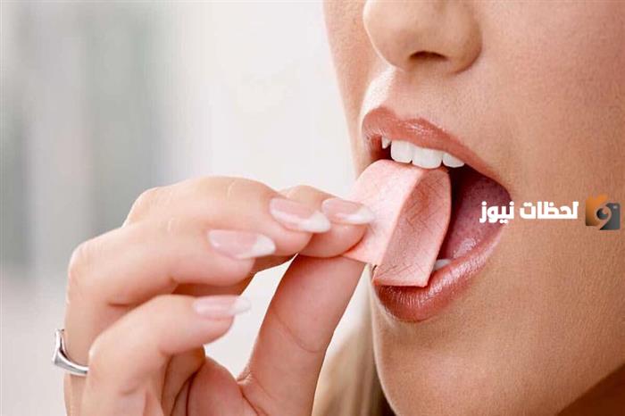 هل يجوز اكل العلك في رمضان