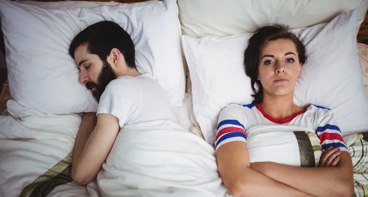 ماذا تفعل الزوجة عندما يهجرها زوجها في الفراش 