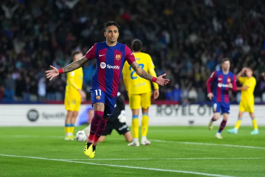 برشلونة ولاس بالماس
