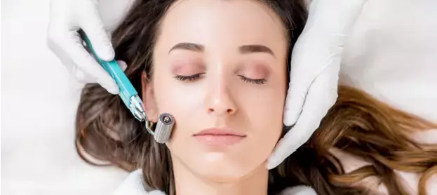 طريقة استخدام الديرما رولر للوجه