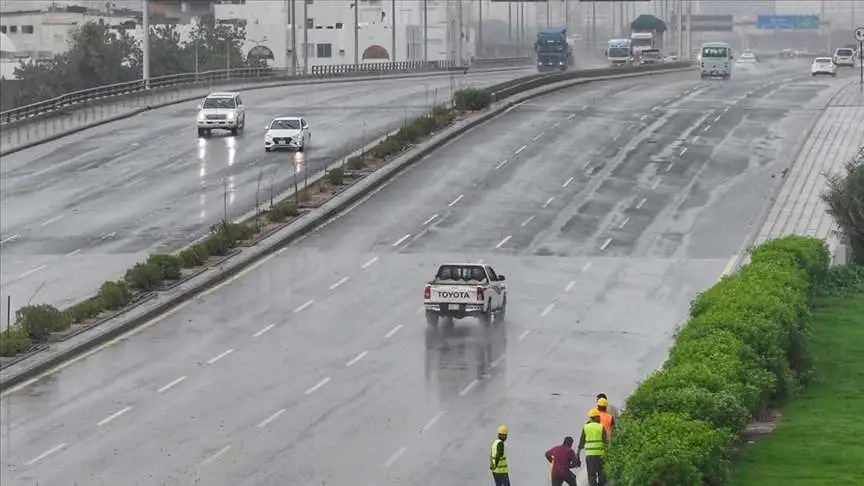 أمطار رعدية على معظم مناطق المملكة