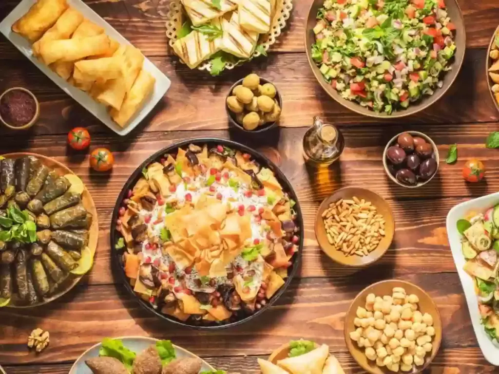 الوجبات المجانية في شهر رمضان المبارك في المدينة المنورة