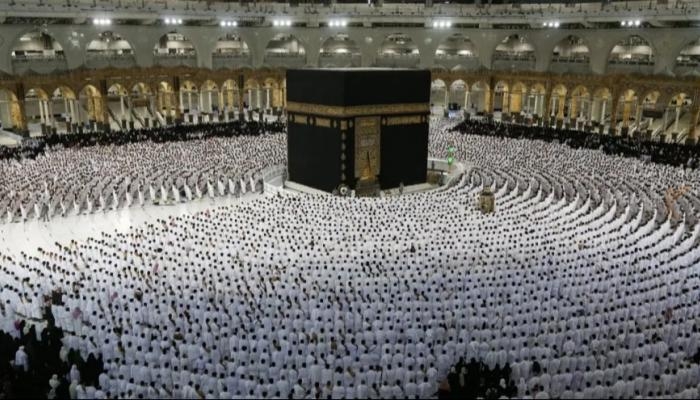 جدول أئمة الحرم المكي في شهر رمضان المبارك