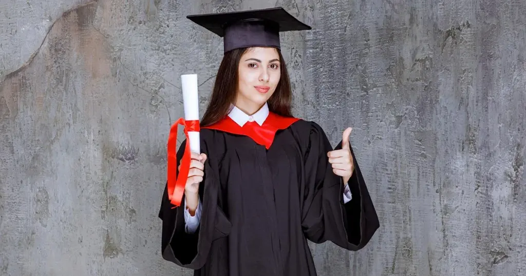 عبارات تخرج قصيرة للواتس
