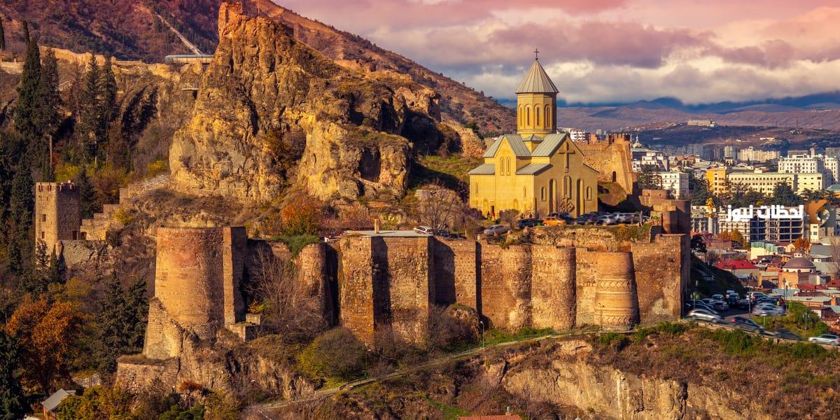 كم ساعة من تبليسي إلى باتومي بالتحديد؟