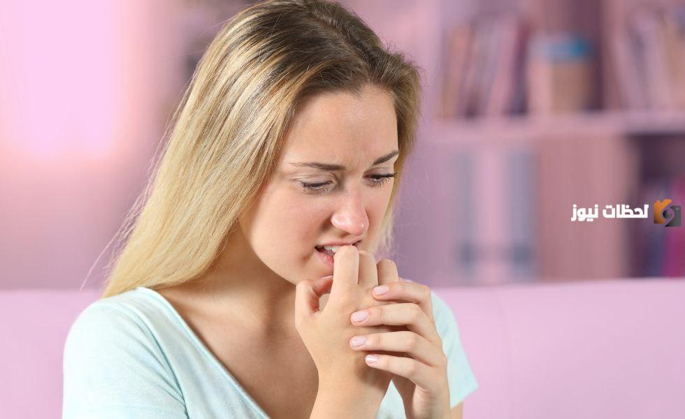 كيف يمكن التخلص من عادة قضم الأظافر وحل هذه المشكلة