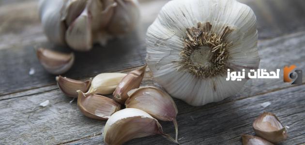أسهل طريقة لإزالة رائحة الثوم من الشعر