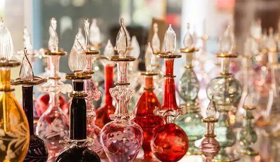 خواطر عن العطر