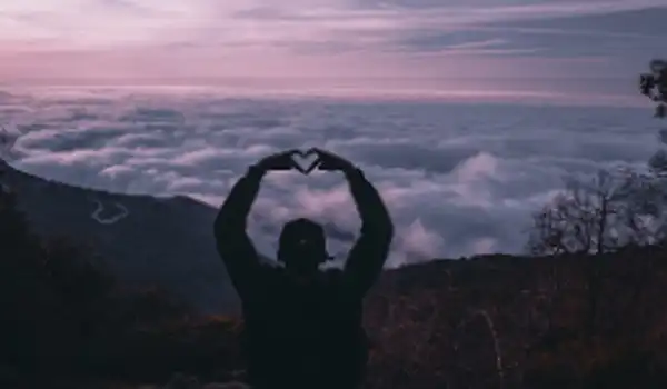 رسائل شوق في الليل