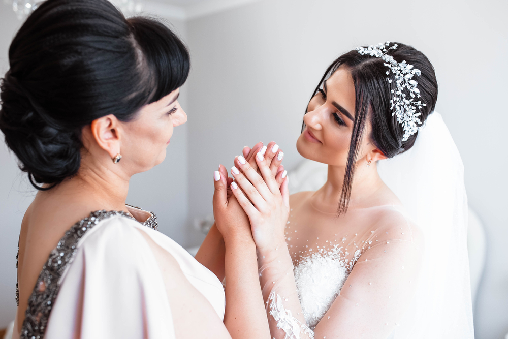 عبارات تهنئه من الام لابنتها العروس