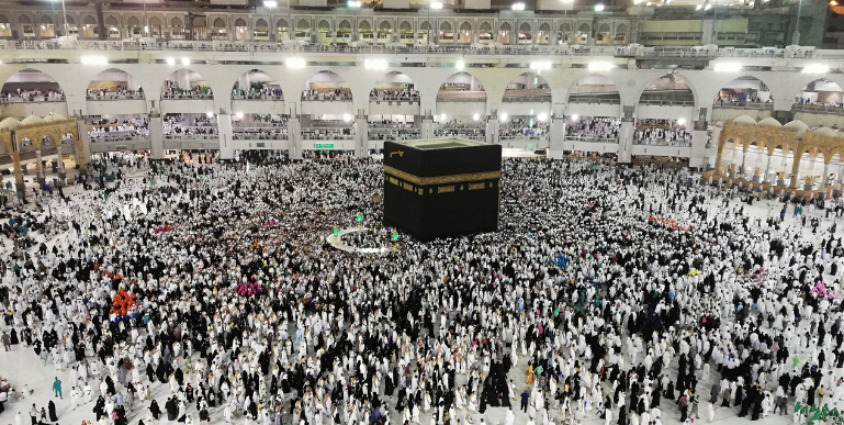 الاعتكاف بالمسجد الحرام