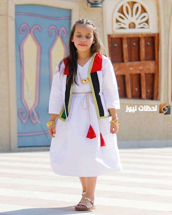أفكار فساتين يوم العلم الإماراتي