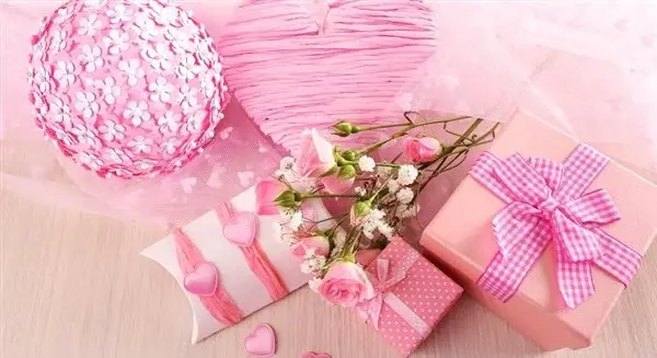 أفكار هدايا عيد الام