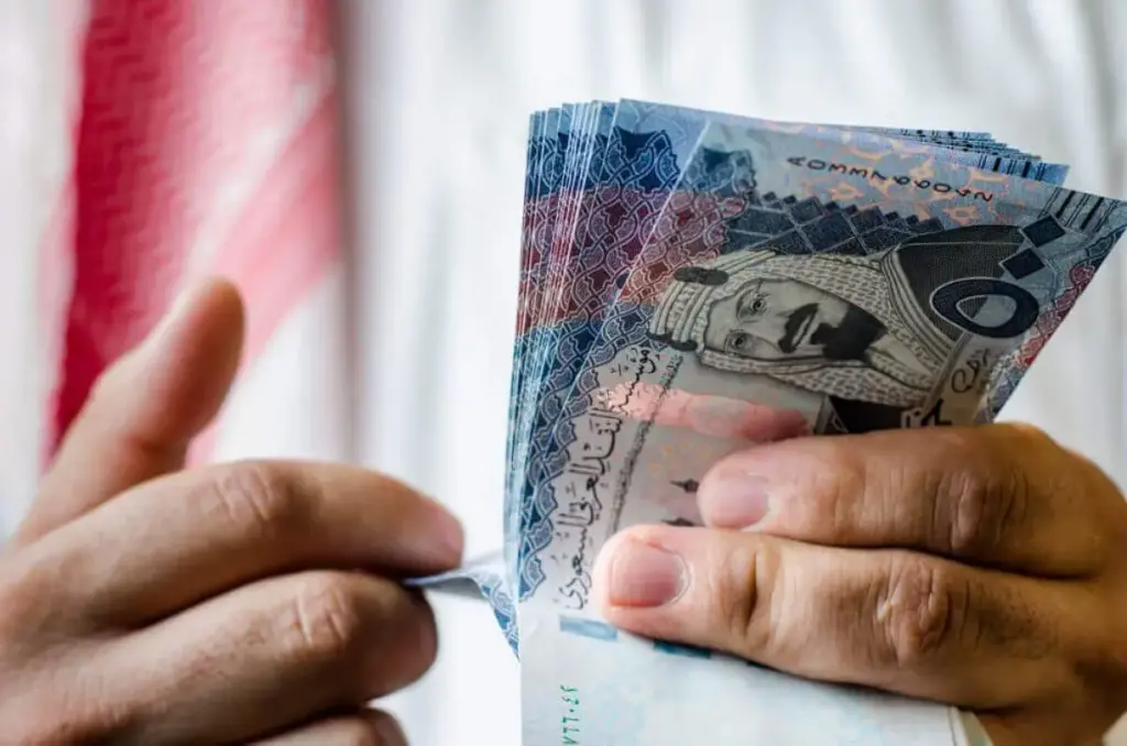 الموارد البشرية والتنمية الاجتماعية توضح حقيقة صرف بدل غلاء المعيشة