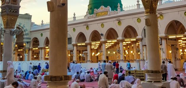 جدول الأئمة في صلاتي التراويح والتهجد في رمضان بالمسجد الحرام