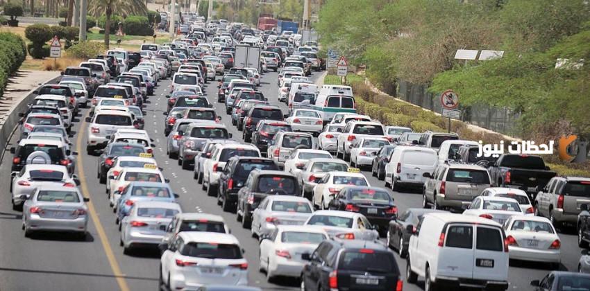 غرامة الخروج من فتحة سقف المركبة