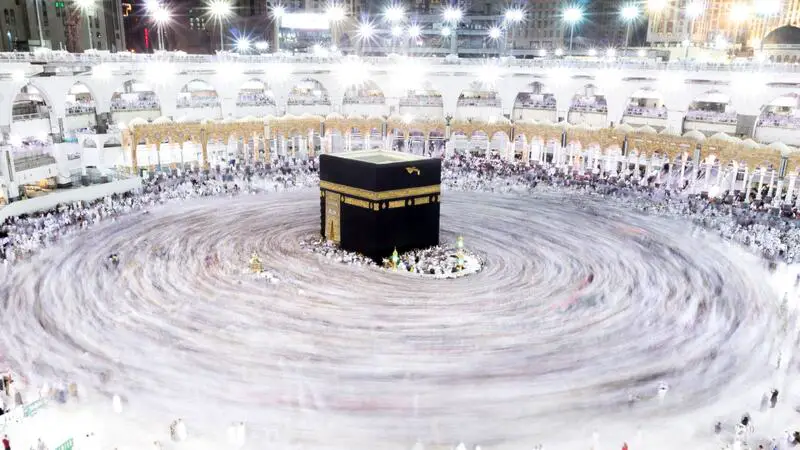 كم تساوي العمرة في رمضان