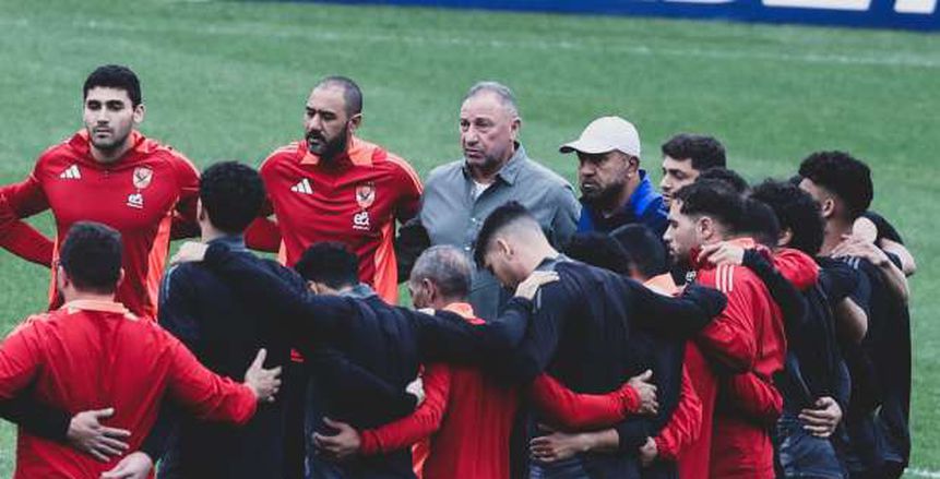 شوبير يكشف بديل كولر في الأهلي والجهاز الفني بالكامل