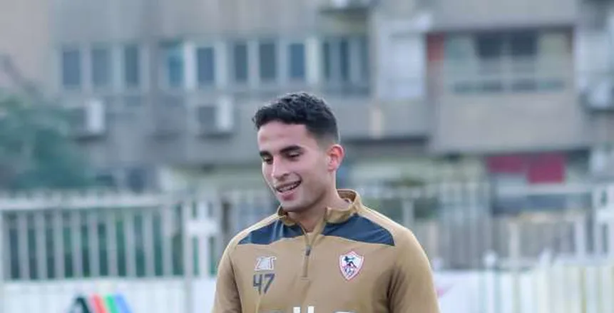 هل طلب مجلس الزمالك شراء عقد محمد حمدي من إنبي؟