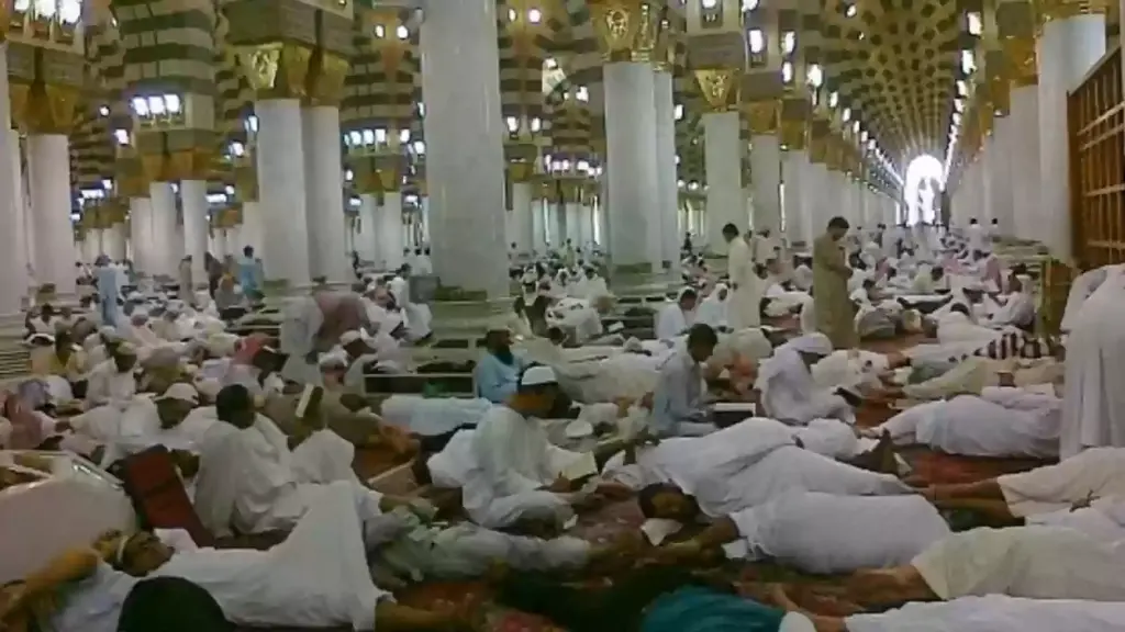 الاعتكاف بالحرم المكي
