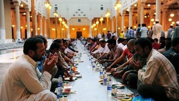 متى يفطر الصائم في عيد الفطر