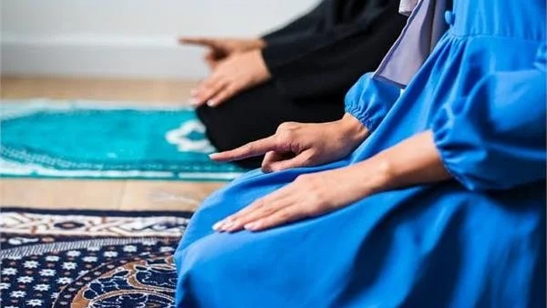 هل يجوز ان تصلي المراة صلاة العيد في بيتها