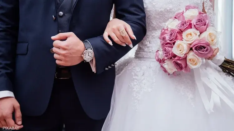 100 تهنئة زواج للعريس بالاسم