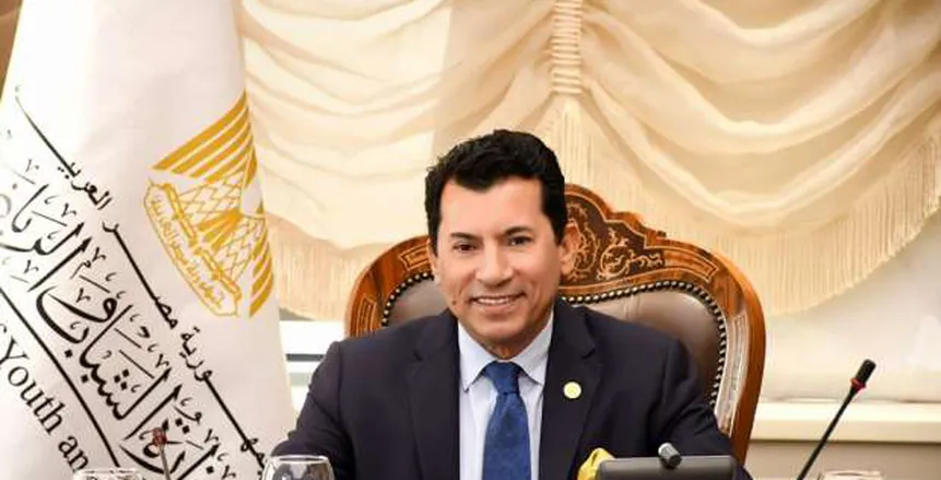 وزير الشباب والرياضة يهنئ سامح الشاذلي لفوزه بعضوية الاتحاد الدولي للغوص