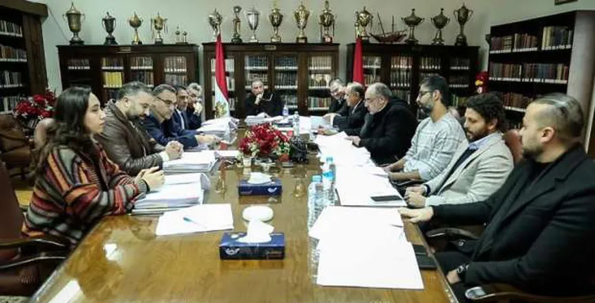 تطورات جديدة في ملف مدرب الأهلي الجديد: الاسم الأقرب واستبعاد «ثلاثي»