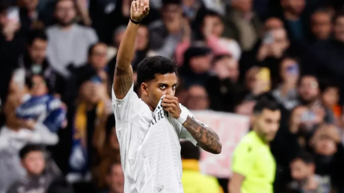 أرسنال يبدأ مفاوضات لضم رودريجو من ريال مدريد