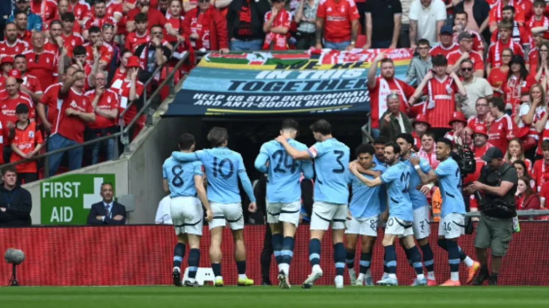 أرنولد يتمسك برأيه ويقول لا لعرض إنجليزي لصالح ريال مدريد