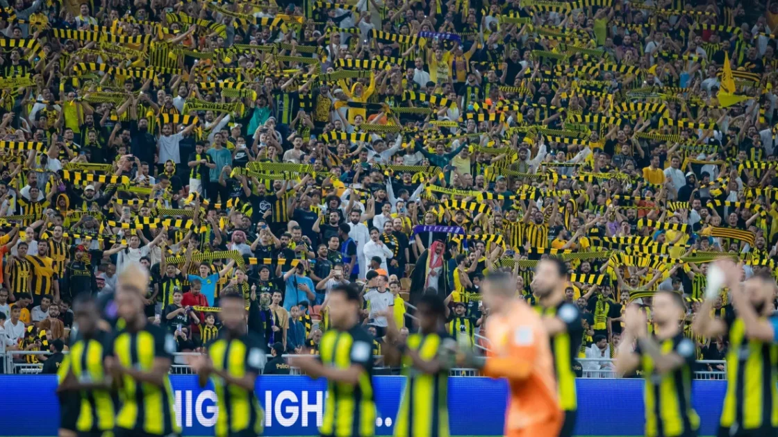 أزمة غير متوقعة في مباراة الاتحاد وضمك بدوري روشن أثناء ليلة التتويج باللقب