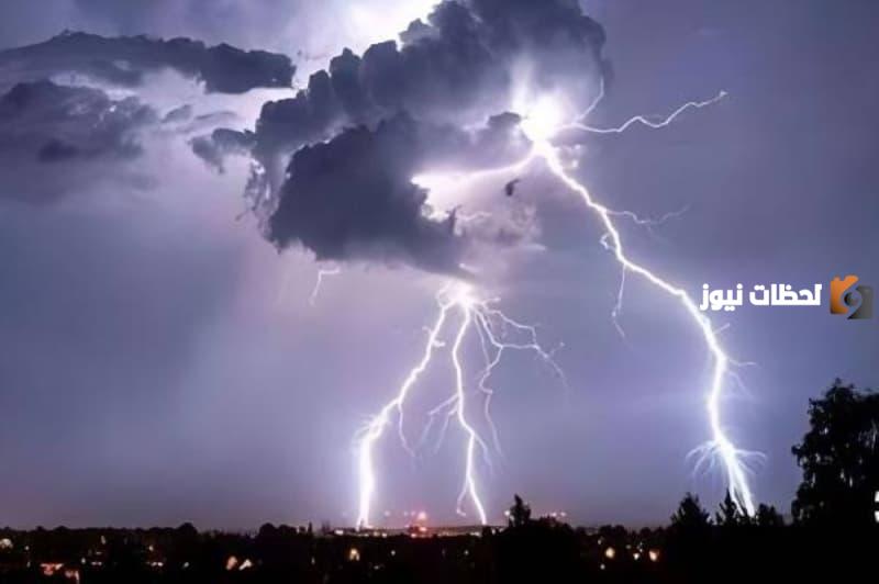 أمطار رعدية غزيرة تؤدي لجريان السيول وزخات برد