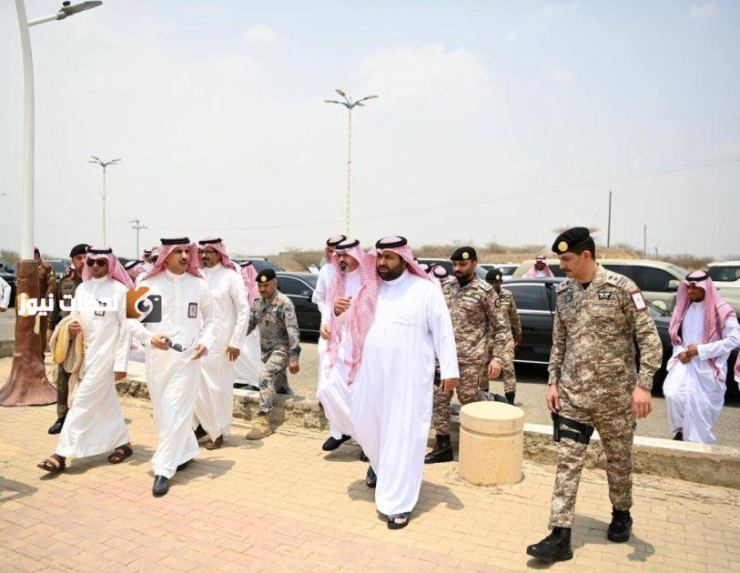 أمير جازان يحضر لقاءً مع مشايخ وأهالي محافظة الحُرَّثْ