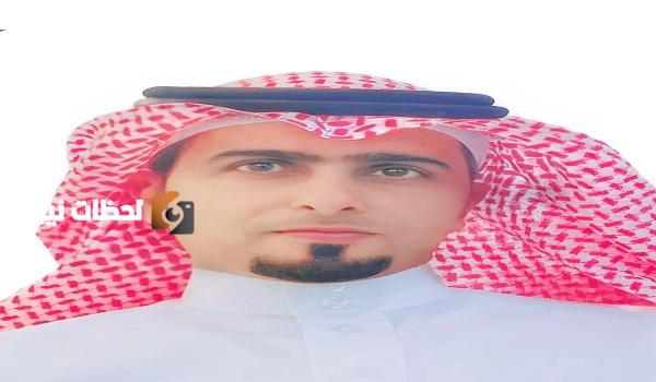 أوراق التوت تتحدث بصمت عن أسرار الروح وخفاياها الدفينة