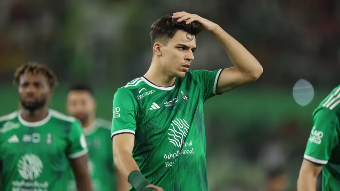 الأهلي يبتكر خطة مستقبلية فيغا