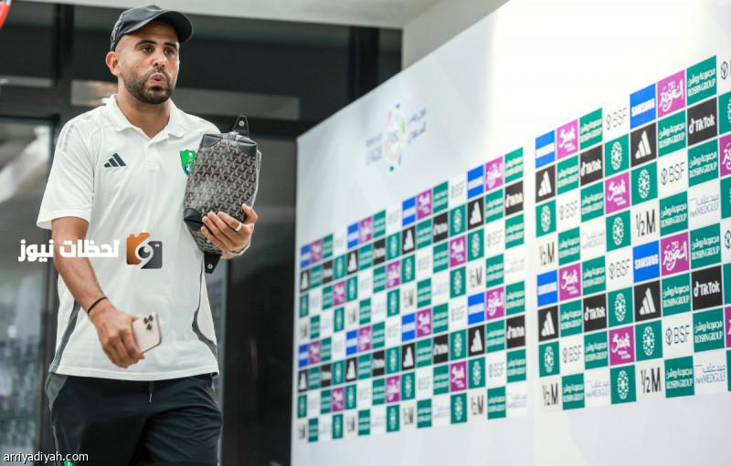 الأهلي يستعد لمغادرة القاهرة متجهاً نحو الرياض قبل مباراة حاسمة