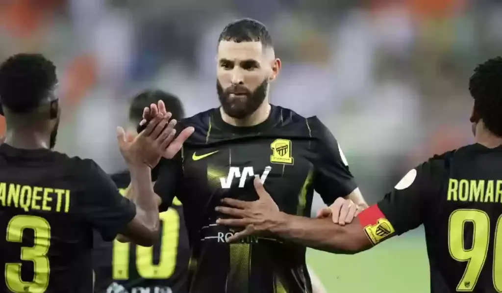 بنزيما يعاقب الكل في الاتحاد