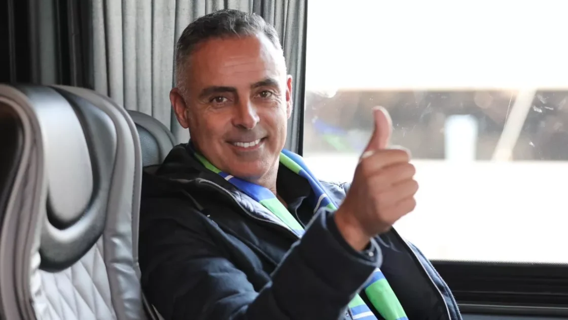 تصريحات نارية لمدرب الفتح قبل مواجهة الهلال في دوري روشن
