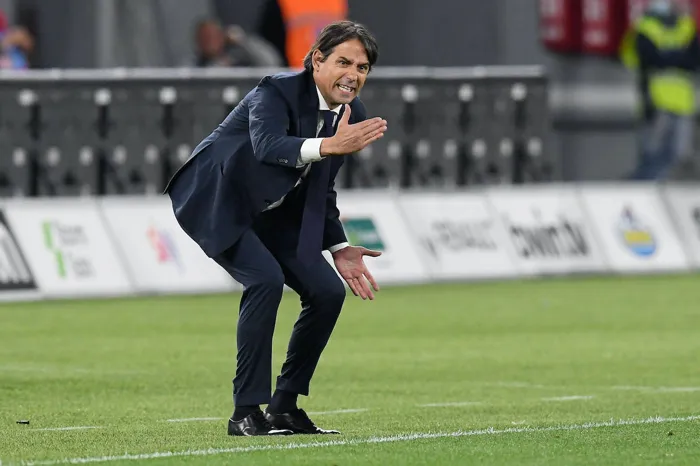تطورات جديدة في مفاوضات الهلال مع المدرب انزاجي تثير الاهتمام
