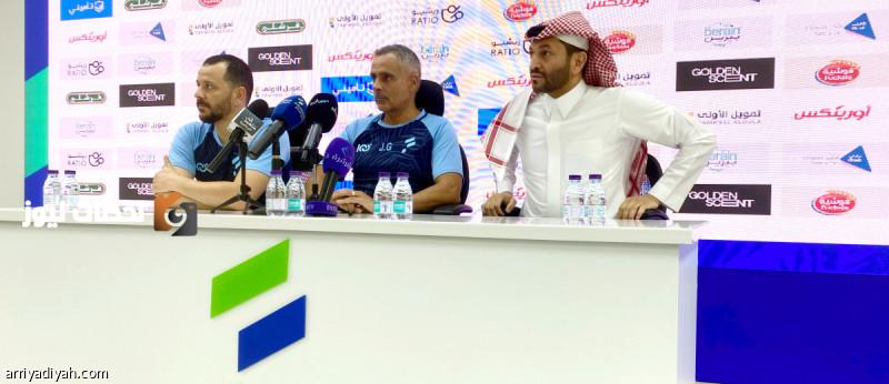 جوميز يؤكد: ذكرياتي مع الهلال لا تُنسى ولن أخشى مواجهته المقبلة