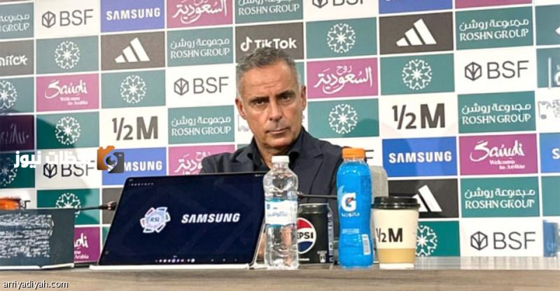 جوميز يؤكد: واجهنا صعوبة كبيرة بسبب سرعة لاعبي الوحدة خلال المباراة