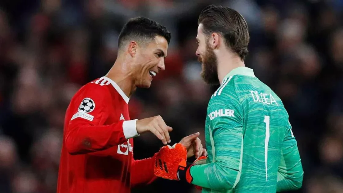 دي خيا يفاجئ موناكو بتجديد عقده مع فيورنتينا