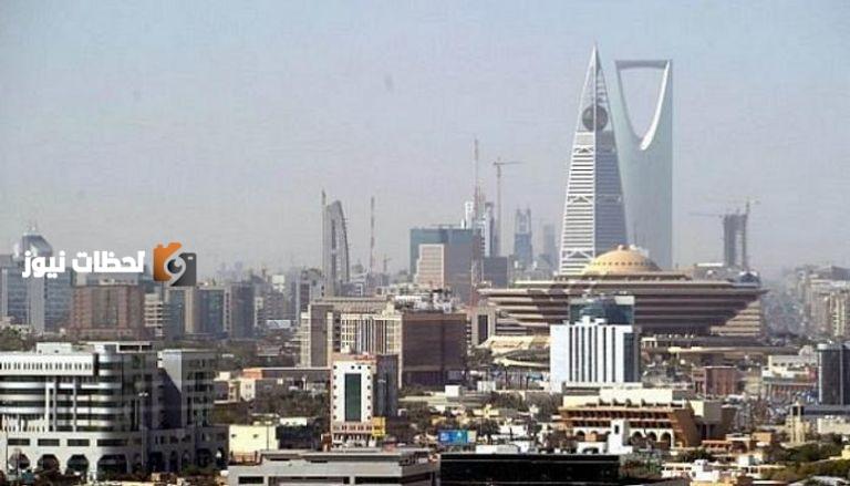 رياح نشطة تثير الاتربة والغبار في عدة مناطق شديدة التأثير