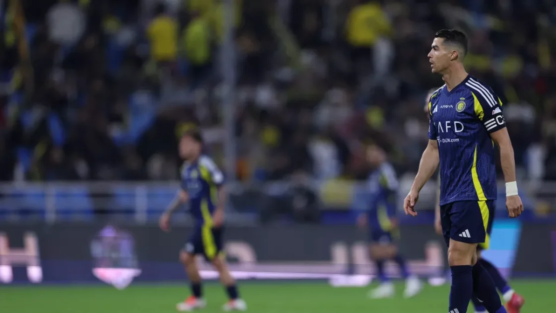 صفقة مثيرة بين الهلال والنصر.. ضجة في الشارع الرياضي تثير قلق رونالدو