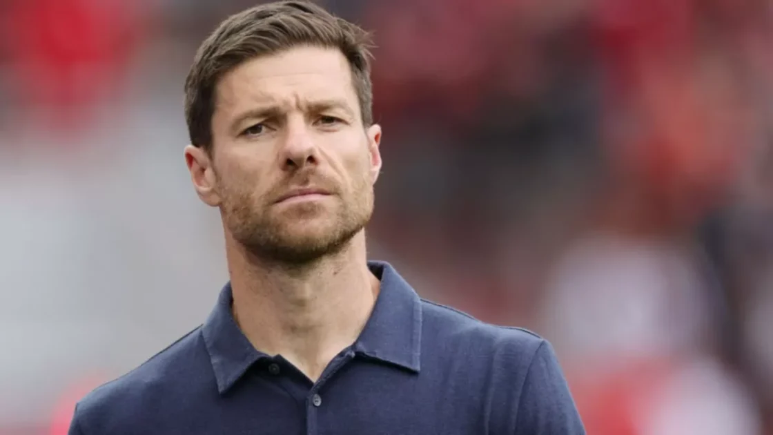 قائد ريال مدريد يفاجئ الجميع بتعليق مثير حول التعاقد مع تشابي ألونسو