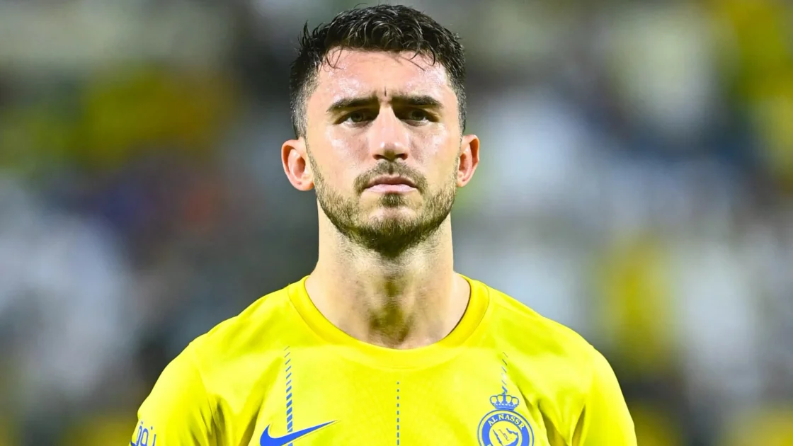قرار مفاجئ في النصر بشأن إيمريك لابورت يثير الجدل والترقب